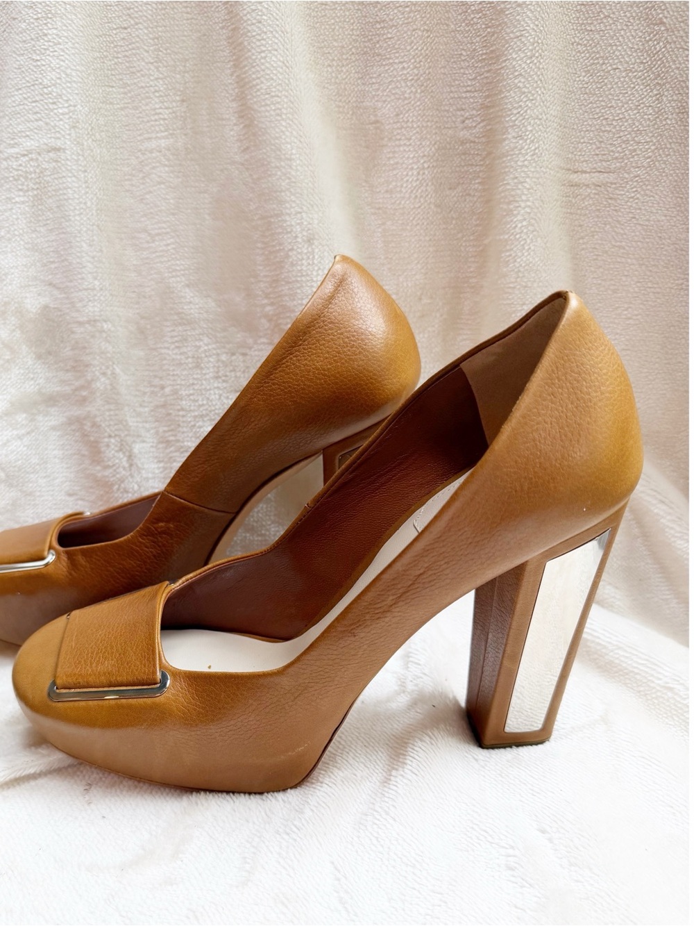 NWOT Christian Dior Shoes with Mirrored Heel in Tan Leather Size 37 1/2